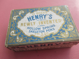 Boite De Plumes Métalliques/Henry's/Newly Invented /Hollow Spring/avec Plus De 40 Plumes /Mi- XXéme        CAH390Bis - Pens