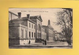 Delcampe - CPA  Dépt  30 :  ALES  :  ALAIS  Palais De Justice Et Lycée J.B. Dumas - Alès