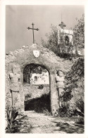 [-5%] FRANCE - Cotignac (Var) - Notre-Dame De Grâces - Porte De Aumône - Gillet M., Brignoles - Carte Postale - Cotignac