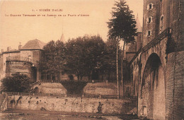 [-5%] MUSEES - Albi - La Grande Terrasse Et Le Jardin De La Place Darmes - Carte Postale - Museen