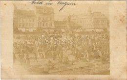 * T3 Arad, Piac, Vértanú Szobor, üzletek / Market, Monument, Shops. Photo (fl) - Unclassified