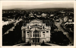 T2/T3 1944 Kolozsvár, Cluj; Nemzeti Színház, Háttérben A Feleki Hegyekkel / Theatre - Unclassified