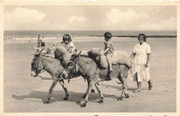 [-5%] BELGIQUE - Westende - Promenade à Dos Dâne - Ezeltje Rijden - Animé - Carte Postale Ancienne - Westende