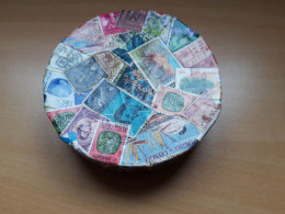 Belle Boite Plus De 500 Timbres Oblitérés France Tous Différents Années 20 à Nos Jours - Boites A Timbres