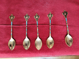 JOLIE CUILLER  Dorée Avec Motifs Origine TOLÈDE (ESPAGNE) - Löffel