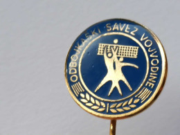 BADGE Z-95-1 - VOLLEYBALL, VOLLEY-BALL, ASSOCIATION DE VOLLEYBALL DE VOJVODINA - Volleybal