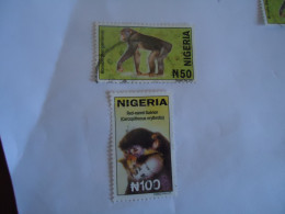 Delcampe - NIGERIA  USED 2  STAMPS  MONKEYS - Affen