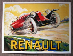 Targa RENAULT In Alluminio Smaltata Con Automobile E Scritta In Rilievo. Dimensioni Cm. 30 X 39 In Perfette Condizioni - Targhe Rallye