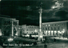 Delcampe - LECCE -  PIAZZA SANT'ORONZO - NOTTURNO  - EDIZIONE B.D. - SPEDITA - 1950s (22631) - Lecce