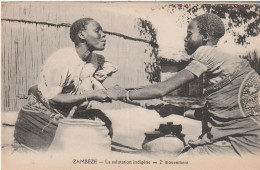 CPA AFRIQUE NOIRE ZAMBEZE La Salutation Indigène ( 2° Mouvement) Noir Nègre Négritude Ethnie Ethnic - Sambia