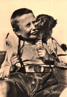 Delcampe - B 1668  Albert MONIER Photographe "  Chatouilles  (  Jeune Garçon Et Son Chien )  ( 2 Scans) - Monier