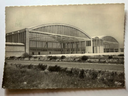 MARIGNANE (13) - CPSM GRAND FORMAT - AEROPORT DE MARIGNANE - HANGAR BOUSSIRON - Marignane