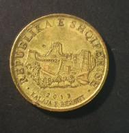 2013, Albania, 10 Lekë - Albania