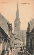 [-10%] BELGIQUE - Iseghem - Sint Pieterstraat - Eglise - Ruelle - Animé - Strobbe Hoornaert - Carte Postale Ancienne - Izegem