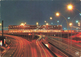 [-5%] FRANCE - Paris - Aéroport De Paris - Orly - L'Aérogare Sud Vue De Nuit - Routes - Edit PI - 259 - Carte Postale - Flugwesen