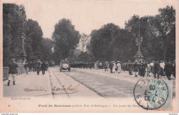 UN JOUR DE COURSE AUTOMOBILE PONT DE SURESNES - Sonstige & Ohne Zuordnung