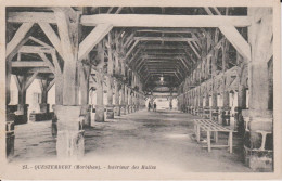 QUESTEMBERT  L INTERIEUR DES HALLES - Questembert