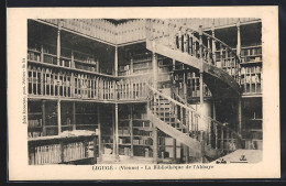 AK Ligugé /Vienne, La Bibliothèque De L`Abbaye  - Bibliotheken