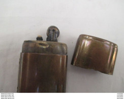 Briquet  A Essence En Laiton   Fonctionne - Armas De Colección