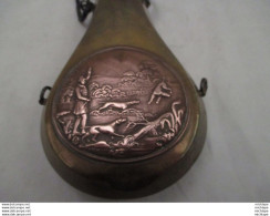 Poire  A Poudre XIX Em - En Laiton  -   Très Bon état - Armas De Colección