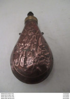 Belle Poire  A Poudre  En Cuivre Rouge Fin XIX Em Début XXem  Fonctionne  Bel état - Armas De Colección