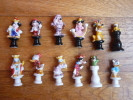 SERIE COMPLETE DE 12 FEVES MICKEY JEU D'ECHEC 2003 Feve - Disney
