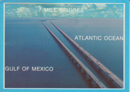 7 Mile Bridges Floride. US Gulf Of Mexico Left And Atlantic Ocean Right The Highway L'autoroute Sépare Gulf Ocean CM 2sc - Key West & The Keys