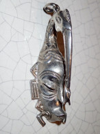 PENDENTIF. ARGENT. AFRIQUE. AMULETTE. MASQUE. FETICHE - Etnica
