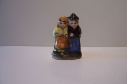 FEVE   - COUPLE De SANTONS   -  ( CRECHE ) - - Olds