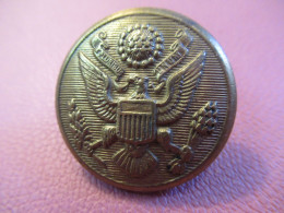 Bouton Ancien Laiton/ U.S.A./ Avec Armoiries US/ Waterbury Button Co/ Conn./ Mi- XXème ?        BOUT268 - Buttons