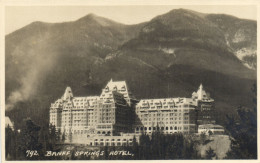 PC CANADA, BANFF SPRINGS HOTEL, VINTAGE REAL PHOTO POSTCARD (b6328) - Banff