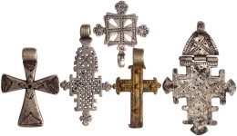 Äthiopien: Sammlung Von 5 Tragbaren Kreuzanhängern In Teils Filigraner Ausfertigung. 4 X Silber, 1 X Messing. Sehr Schön - Other & Unclassified