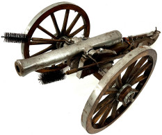 Modell-Kanone, Schussfähige Faksimile-Miniatur Zum 12 Pfünder Des Amerik. Bürgerkriegs. Gesamtlänge Ca. 70 Cm. - Knives/Swords