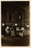 ** T2 A Führer Dolgozószobája, ülőhely A Kandalló Mellett, Belső. Albert Speer Műépítész, Foto Staatlichen Bildstelle /  - Unclassified
