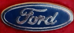 PIN'S LOGO FORD Format 2,1X0,8cm En ZAMAC Base ARGENT Signé BICLEOCO - Ford