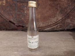 Ancienne Mignonnette Eau De Vie Fleur De Bière Wolfberger Colmar - Spirits