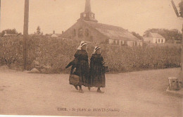 St-JEAN-de-MONTS.-  Maraîchines Près De L'Eglise. Carte Pas Courante - Collections & Lots