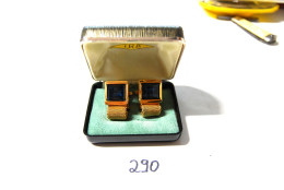 C290 Bouton De Manchette De Collection - International - 1970 - Tendance Retro - Cuff Links & Studs