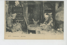 Delcampe - AFRIQUE - ETHNIQUES ET CULTURES - METIERS - Cordonniers - Berufe