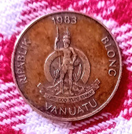 VANUATU / RIPABLIK BLONG / 5 VATU  / 1983 / 3.95 G / 23 Mm - Vanuatu