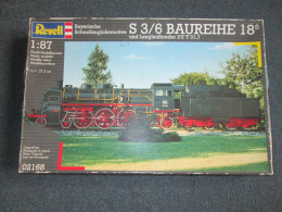 MAQUETTE LOCOMOTIVE S3/6 BAUREIHE 18 - Trains