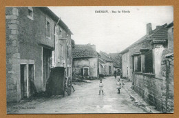 COUSSEY  (88)  : " RUE DE L'ECOLE " - Coussey