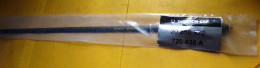 ANTENNE PLIANTE DE MARQUE THOMSON POUR POSTE RADIO PORTABLE PR 8 , NEUF SOUS EMBALLAGE , POUR RADIOAMATEUR, ETAT NEUF VO - Radios