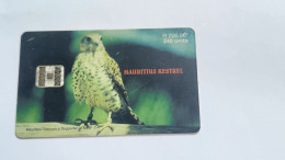 MAURITIUS-(MU-MAU-0079)-Mauritius Kestrel-(3)-(240units--R200)-(5/2000)-(1000473014)-(tirage-40.000)-good Card - Mauritius