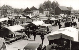 [-5%] BELGIQUE - Zolder - Mijn - Markt - Tente - Voiture - Rue - Frederix - Stationstraat  - Carte Postale Ancienne - Heusden-Zolder