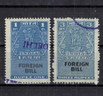 CHCT91 - Set 2 Stamps Foreign Bill 1 And 3 Rupees, Used, India - Official Stamps