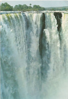 Delcampe - CPM Carte Postale RHODESIE RHODESIA ZIMBABWE Gros Plan Sur Les Chutes Victoria 1970 Zambèze - Simbabwe