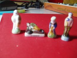 FRANCE - Characters