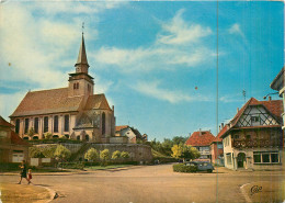 67* LAUTERBOURG  Place De La Republique  (CPSM 10x15cm)     RL18,0772 - Lauterbourg