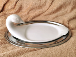 Plat De Service à Foie Gras En Porcelaine Blanc Revol Paris - Schalen Und Tabletts
